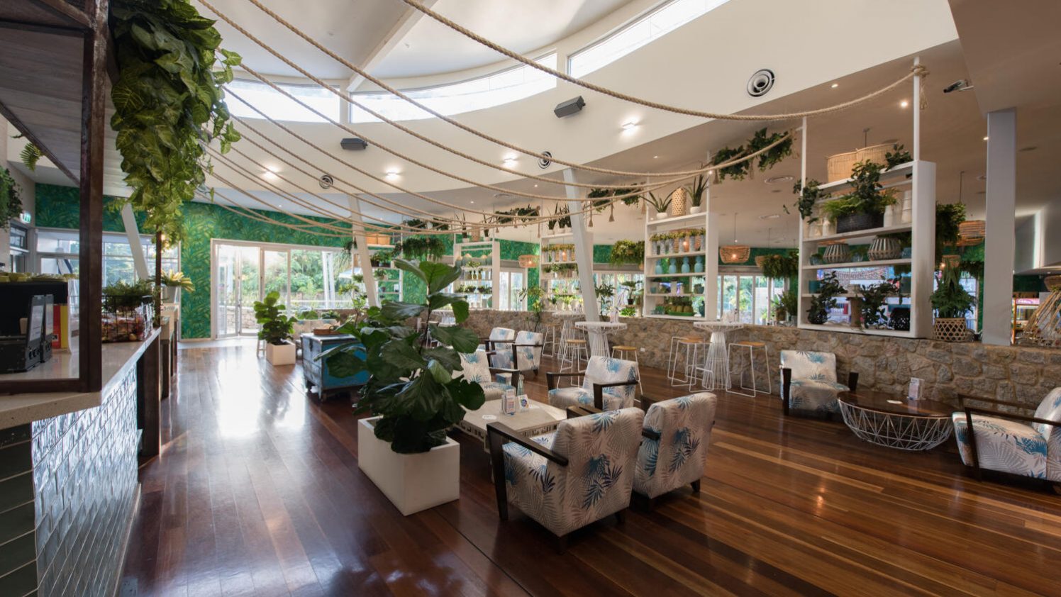 Hotel Aluminium Window Work