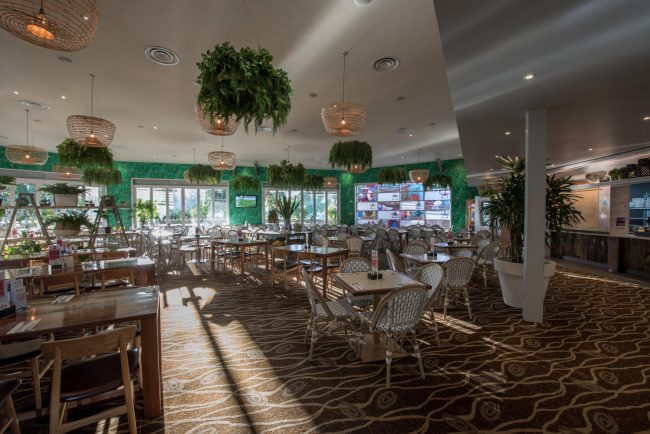 Aluminium windows Beachmere Tavern