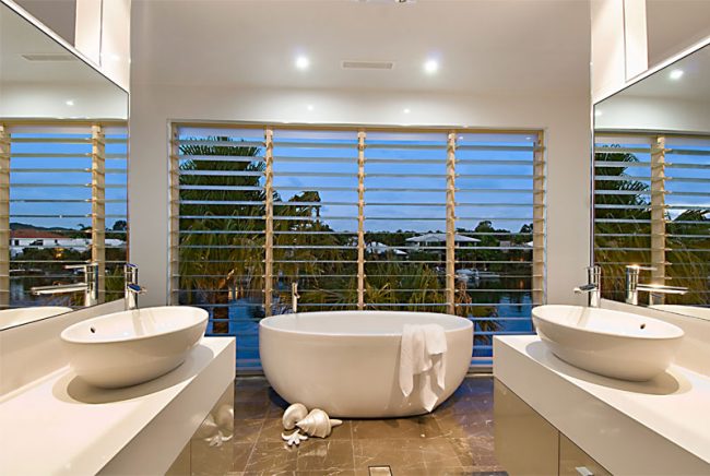 Bathroom Louvre Windows